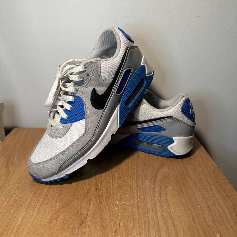 Men’s Nike Air Max 90